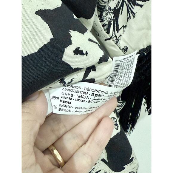 NWT Zara Floral Print Fringe Cuffs Kimono Wrap Jacket White Black Womens Sze M/L - Picture 5 of 5